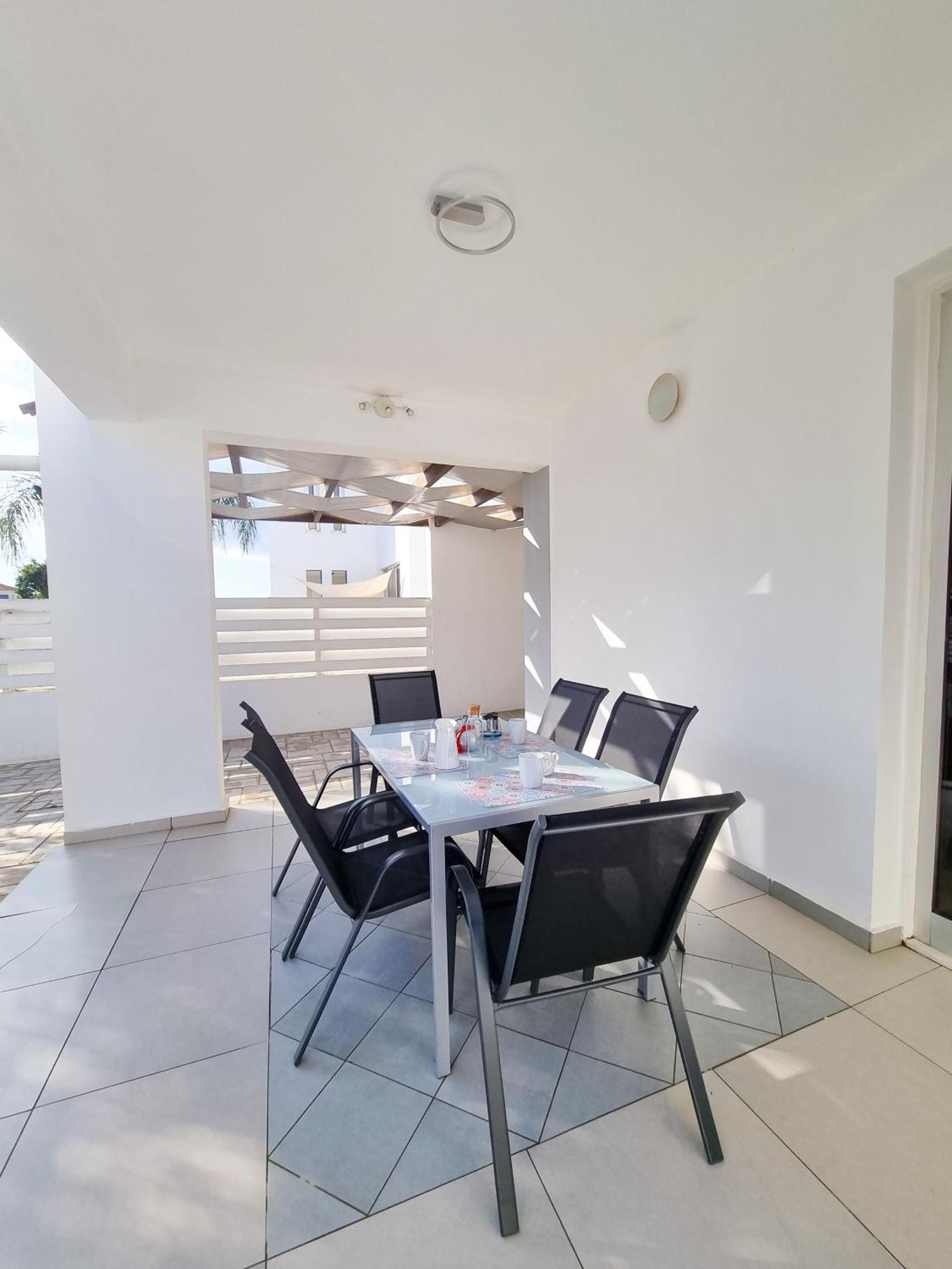 Villa With Private Pool And Bbq 17 *